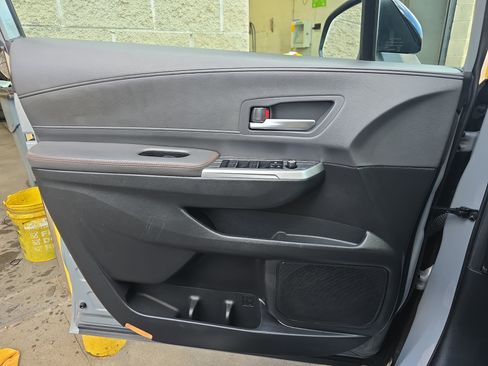 Used 2024 Toyota Sienna XSE FWD image 28