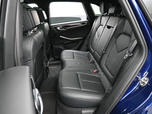 Certified 2023 Porsche Macan S image 26