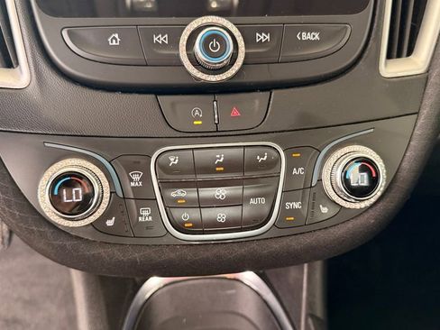 Used 2024 Chevrolet Malibu LT FWD image 18