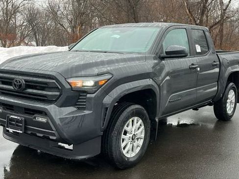 New 2026 Toyota Tacoma SR5 image 3
