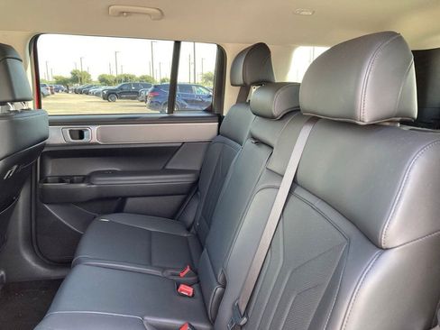 Used 2026 Hyundai Santa Fe SEL FWD image 10