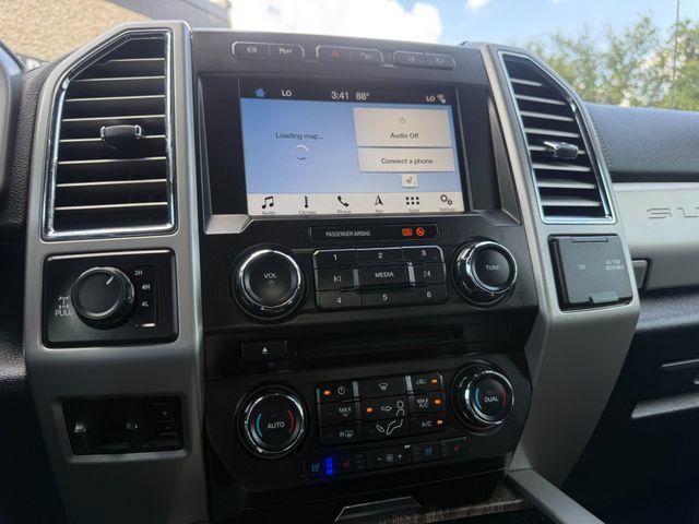 Used 2017 Ford F250 Lariat w/ Lariat Ultimate Package AWD/4WD image 23