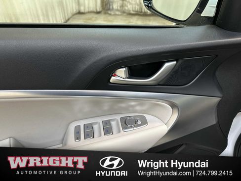 Certified 2025 Genesis G70 2.5T image 10