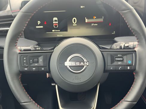 Certified 2025 Nissan Kicks SR w/ SR Premium Package AWD/4WD image 11