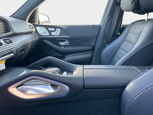 New 2026 Mercedes-Benz GLS 450 450 4MATIC SUV image 26