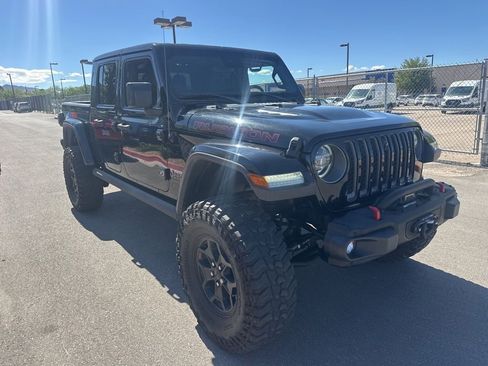 Used 2020 Jeep Gladiator Rubicon AWD/4WD image 3