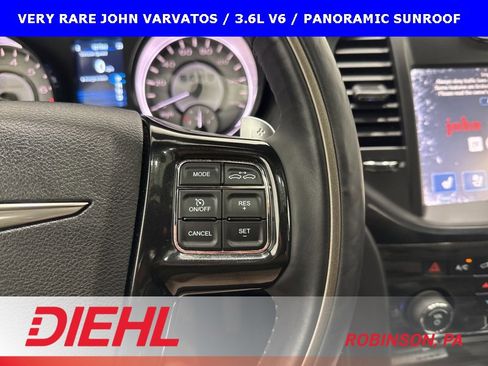 Used 2013 Chrysler 300 C image 27