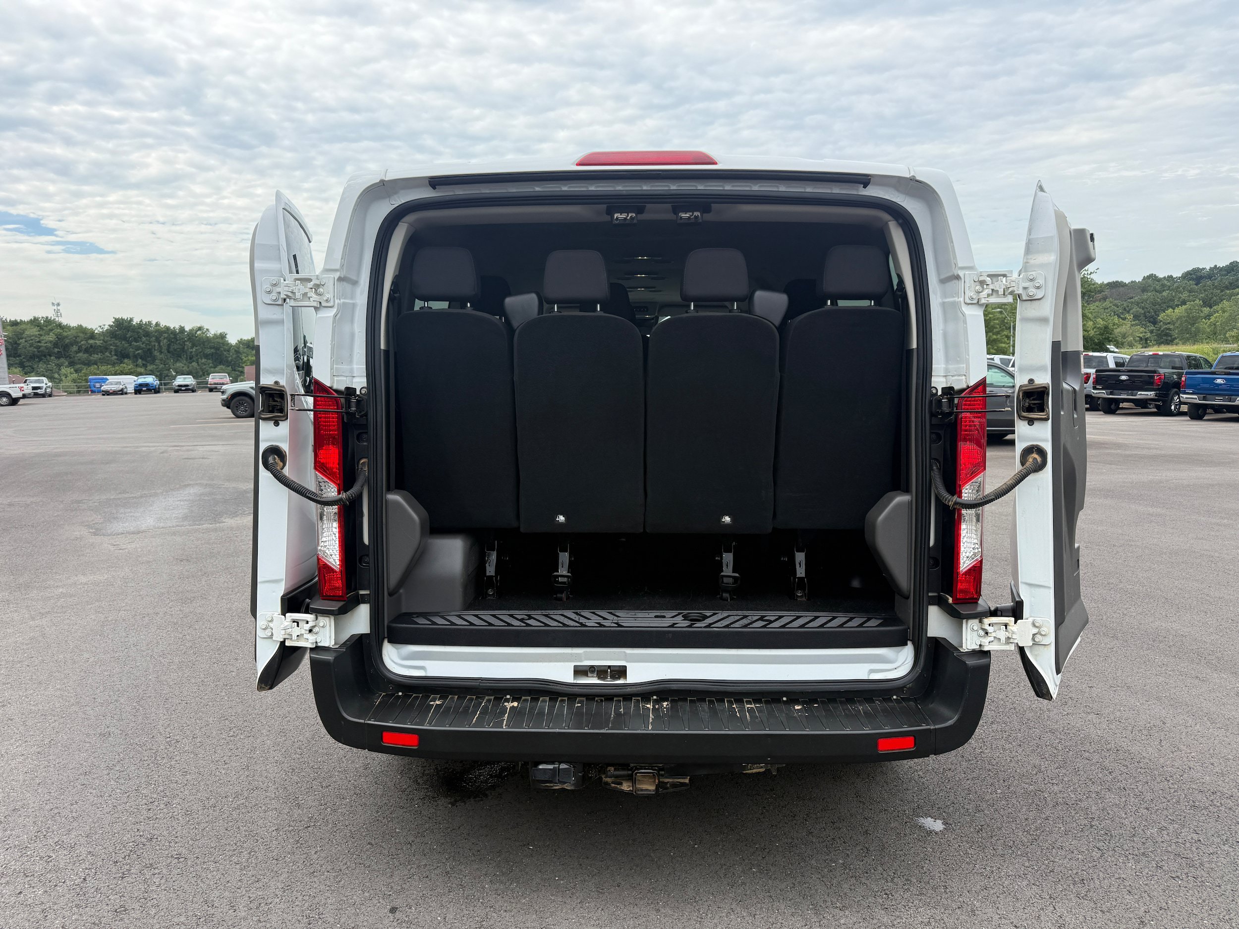 Used 2024 Ford Transit 350 XL RWD image 12