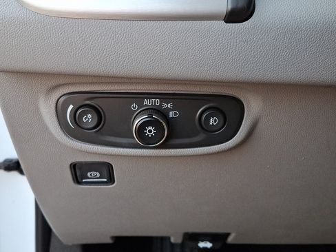 Certified 2022 GMC Terrain SLT AWD/4WD image 24