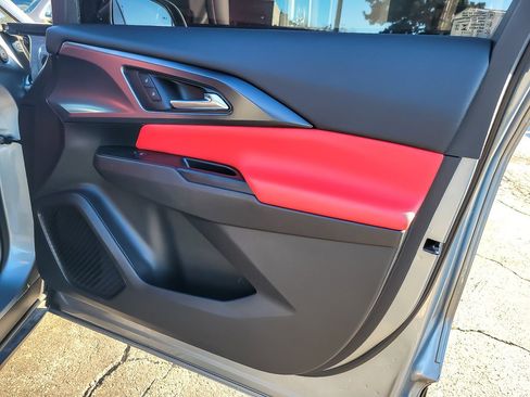 Certified 2025 Chevrolet Equinox EV RS image 21