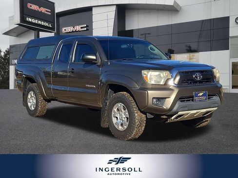 Used 2012 Toyota Tacoma 4x4 Access Cab image 1