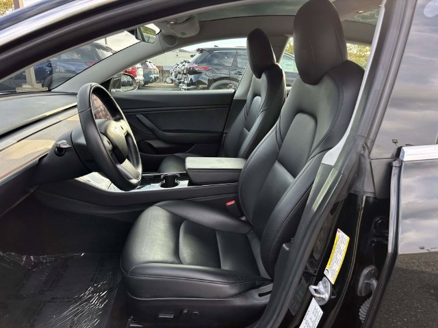Used 2019 Tesla Model 3 Standard Range Plus RWD image 13