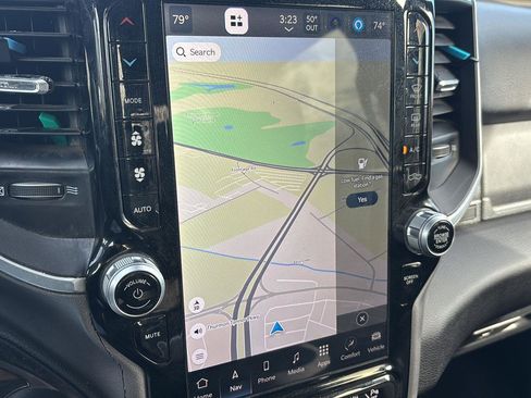 Used 2024 RAM 2500 Big Horn w/ Safety Group image 13