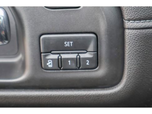 Used 2021 Chevrolet Silverado 1500 High Country w/ Technology Package image 20