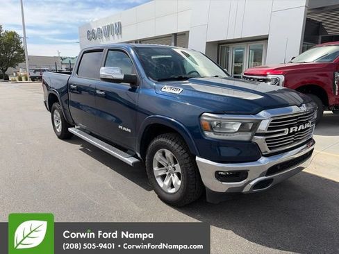 Used 2022 RAM 1500 Laramie AWD/4WD image 3