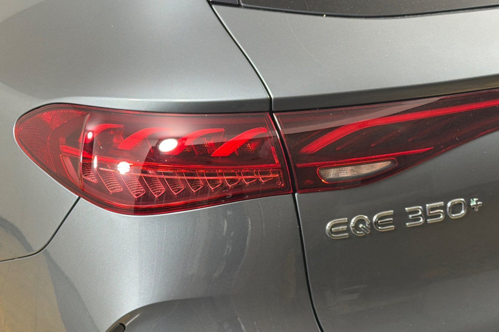 Used 2023 Mercedes-Benz EQE 350+ SUV w/ AMG Line Exterior Package image 27