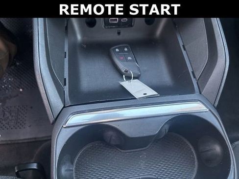 Used 2025 GMC Terrain Elevation image 18