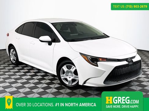 Used 2021 Toyota Corolla LE image 1