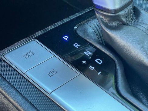 Used 2023 Hyundai Elantra SEL image 22