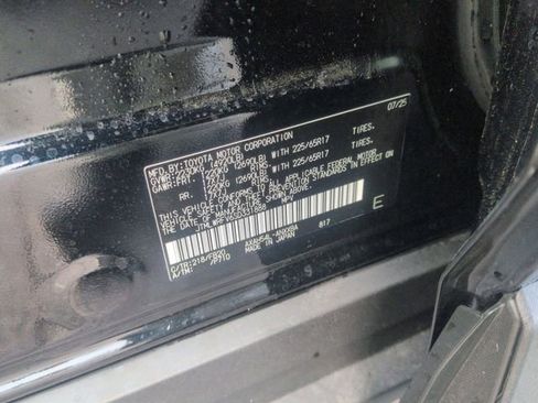 Certified 2025 Toyota RAV4 LE image 29