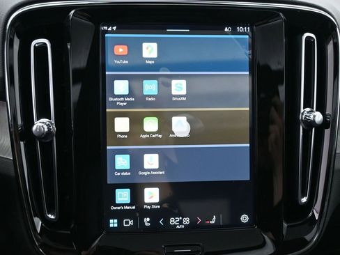 New 2025 Volvo XC40 B5 Core w/ Protection Package Premier image 14