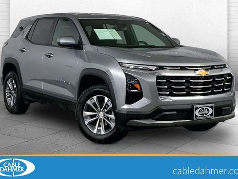 Used 2025 Chevrolet Equinox LT image 1