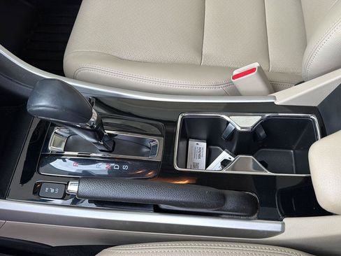 Used 2017 Honda Accord EX-L image 29