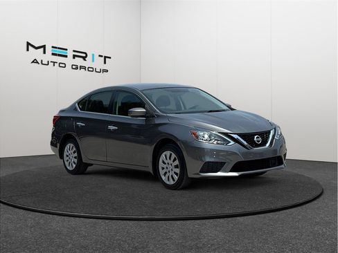 Used 2019 Nissan Sentra S FWD image 1