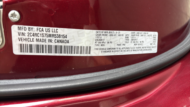 Used 2021 Chrysler Pacifica Limited FWD image 31