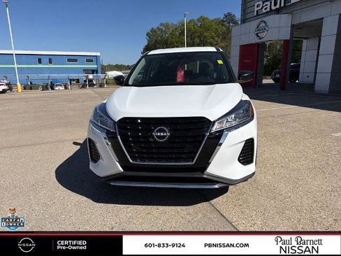 Certified 2022 Nissan Kicks S image 16