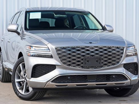 Used 2025 Genesis GV80 2.5T Advanced image 4