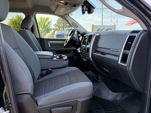 Used 2018 RAM 2500 Big Horn w/ Harvest Edition image 11