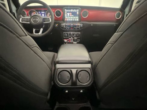 Used 2023 Jeep Wrangler Unlimited Rubicon w/ Xtreme 35 Tire Package AWD/4WD image 20