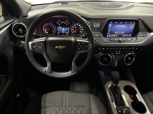Used 2021 Chevrolet Blazer LT FWD image 11