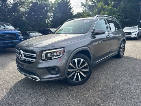 Used 2022 Mercedes-Benz GLB 250 w/ Premium Package Lite image 1