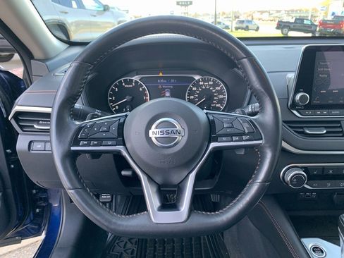 Used 2019 Nissan Altima 2.5 SR w/ SR Premium Package image 7