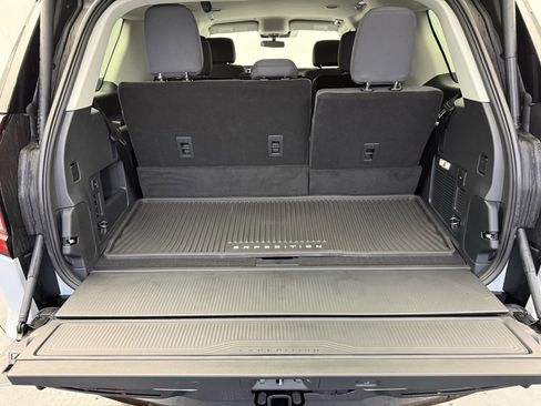 New 2025 Ford Expedition Active image 72