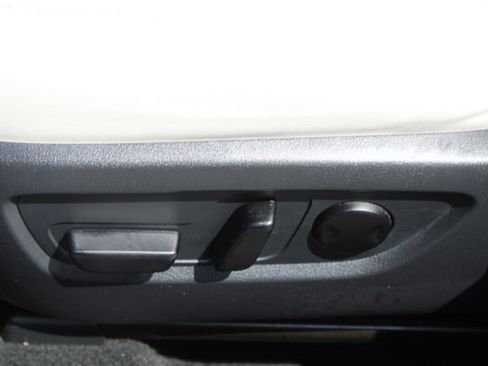 Used 2023 MAZDA CX-30 AWD 2.5 S w/ Premium Package image 33