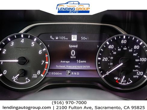 Used 2021 Nissan Titan SV w/ SV Convenience Package image 21