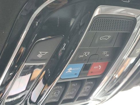 Used 2023 Jeep Grand Cherokee L Summit image 32