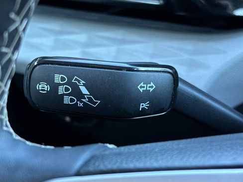 Used 2024 Volkswagen Taos S FWD image 36