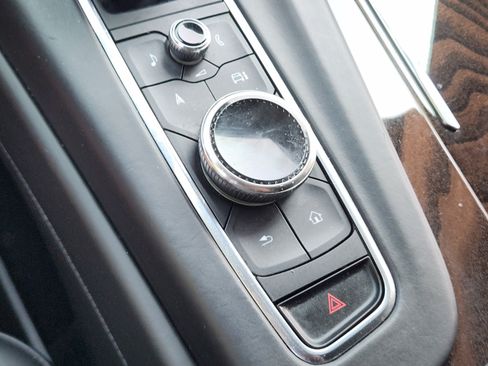 Used 2023 Cadillac Escalade Sport Platinum AWD/4WD image 45