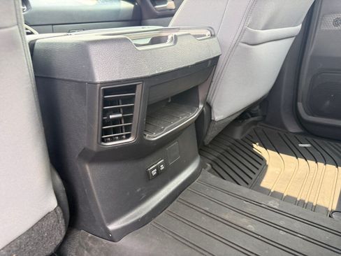 Used 2024 Toyota Tundra SR5 AWD/4WD image 32