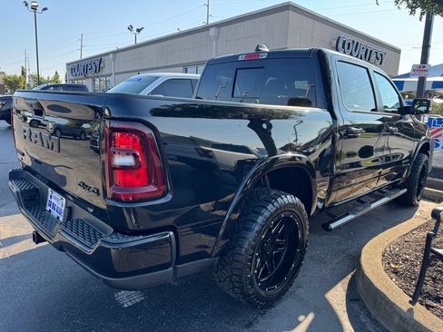 Used 2025 RAM 1500 Big Horn AWD/4WD image 4