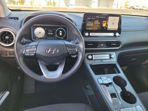 Used 2023 Hyundai Kona SEL image 17