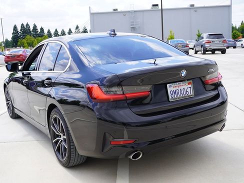 Used 2019 BMW 330i Sedan w/ Driving Assistance Package RWD image 12