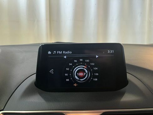 Used 2017 MAZDA MAZDA3 Grand Touring FWD image 18