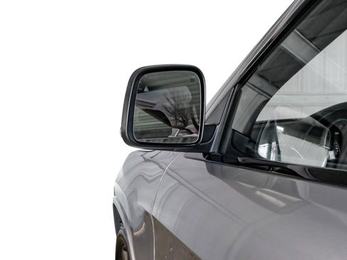 Used 2016 Jeep Grand Cherokee Limited 75th Anniversary image 39