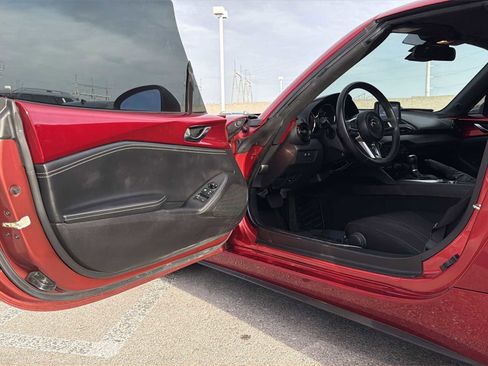 Used 2021 MAZDA MX-5 Miata RF Club image 10