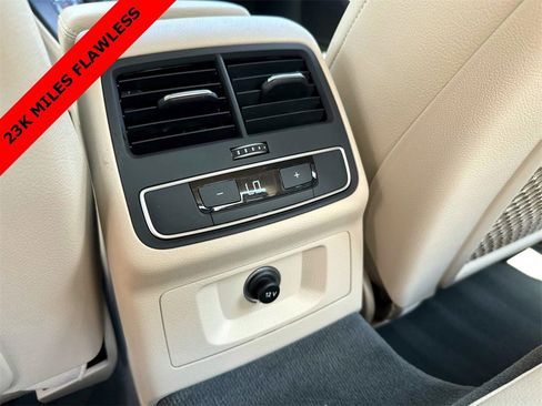 Used 2019 Audi A4 2.0T Premium w/ Convenience Package image 14
